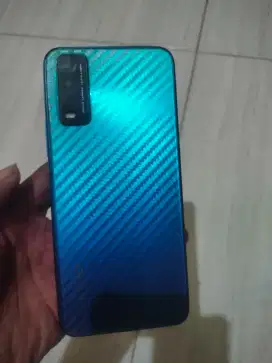 Vivo y20. Ram 3/64gb