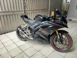 R15 V3 Black (2018)