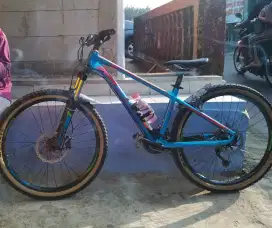 Sepeda MTB Merida big seven 27,5 inch