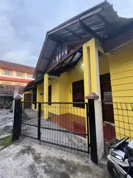 Rumah di kontrakan