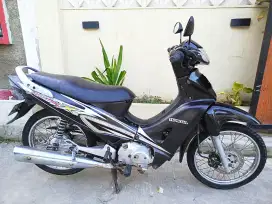 HONDA KHARISMA 125 2006
SURAT2 BPKB+FAKTUR Aja
MESIN 100% SEHAT,,HALUS