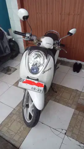 Honda Scoopy 2012 Lengkap