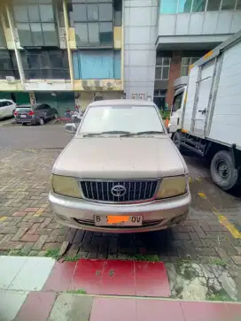 Toyota Kijang kapsul 2003 warna abu abu