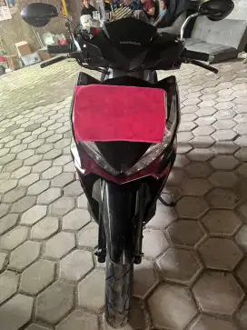 Dijual motor honda vario 125 2017 lengkap