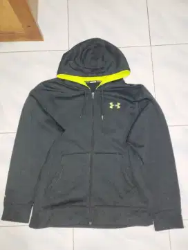 Jaket under armour