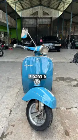 Vespa super 150 tahun 1975 ss lengkap.