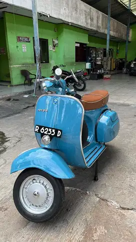 Vespa Super 1975