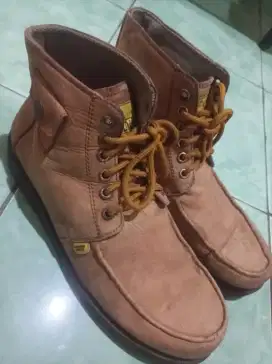 Sepatu COUNTRY BOOTS terawat