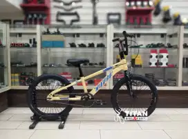 SEPEDA BMX ELEMENT COYOTE 20INC