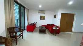 Apartemen Hamptons Park 3 Bedroom Furnish View Golf Pondok Indah