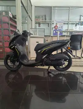 Lexy lx 155cc vva hitam