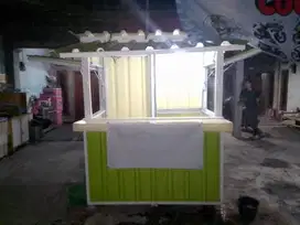 Booth container