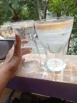 Vas kaca siap pakai