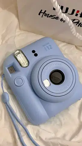 Kamera instax mini 12