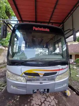 Medium Bus ISUZU NKR 71 HD E2, karoseri NEW ARMADA