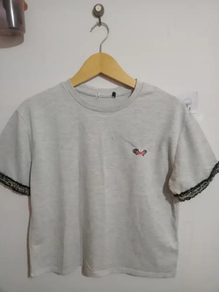 Baju atasan main