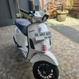 Vespa sprint s 2023 low km, DK