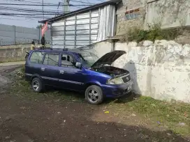 Di jual Kijang capsul 2004