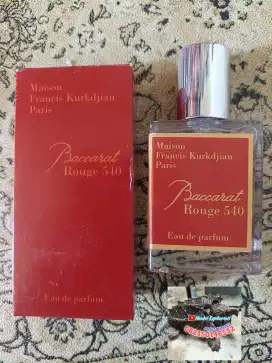 Baccarat rouge 540 eau de parfu