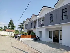 Rumah 2 lantai nuansa villa di cilame 10 mnt tol padalarang