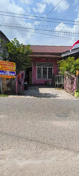 dijual murah,Rumah di pusat kota Jambi