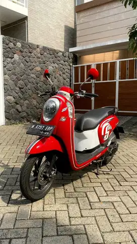 Honda Scoopy Sporty