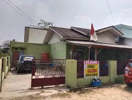 TURUJN HARGA DIJUAL RUMAH DI JLN. BAGELAN KOMP. AMANAH RSDCE C4 SAKO.