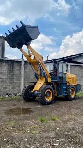 Jual Wheel Loader 1,8 Kubik Merek LONKING Speck Tambang Banyak Bonus