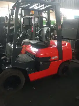 Forklift Toyota 2,5 Ton,Matic,Tiang 3 Meter,1DZ-II,FDZN25,Tahun 2018