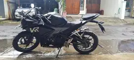 dijual motor cbr 150r new warna hitam