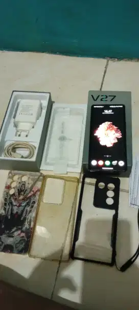 Vivo V27 5G black