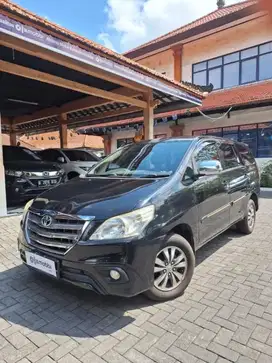 DP Rendah - Toyota Kijang Innova 2.0 G Bensin AT 2015 Hitam