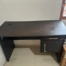 Meja Kantor Kayu 2 Laci