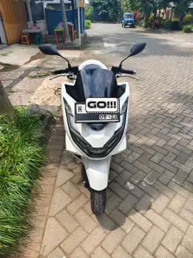 Honda pcx cbs 2023 warna putih alamat malang kabupaten