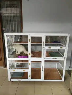 Kandang kucing alumunium