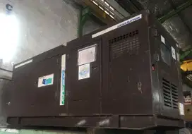 Mesin Deutz 80 kva TD226B 4 Silent type second bergaransi