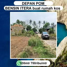 TANAH MURAH ITERA DEPAN POM BENSIN DIKOMPLEK PERUM DOSEN BISA DICICIL