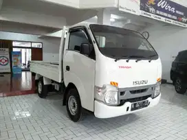 Isuzu Traga Pick Up 2.5L Solar Manual km-43rb 2021