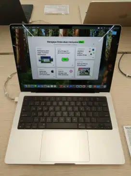 Promo bunga rendah mulai dari 0% macbook pro 14 INCH