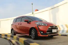 [TDP 4jt] Toyota Sienta Q CVT AT 1.5 2017 tipe tertinggi G V