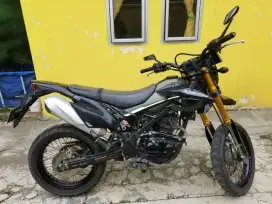 Kawasaki DTRACKER 2018 SE ARMY