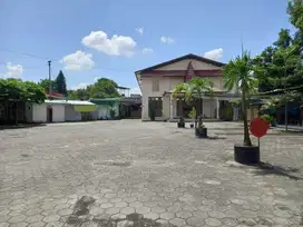 Gedung Murah Cocok Untuk Sports Swalayan Dan Expedisi Area Mantrijeron