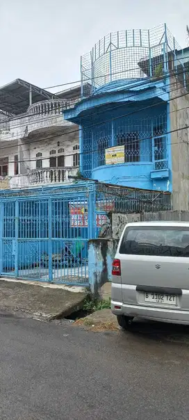 Rumah Tinggal pinggir jalan pasundan 3.5lantai SHM Jual murah