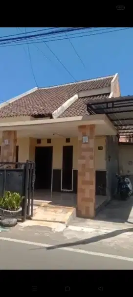 SEWA RUMAH 3 KAMAR AREA BEGAWAN MALANG