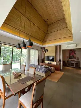 Disewakan Villa modern bergaya Bali di Vimala Hills bogor