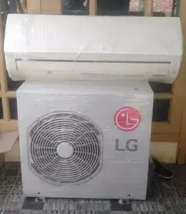 AC LG 1/2 PK Watt kecil