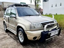 Suzuki Escudo 2.0 ABS Matic 2004 Full Orisinil Istimewa