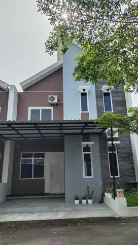 Dikontrakan Rumah Baru Fully Furnished Belakang Alana