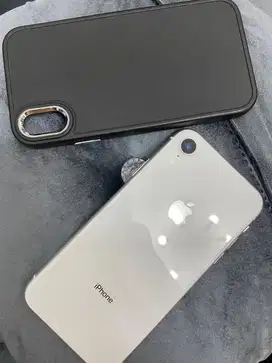 iPhone XR 128 GB EX INTER ALL OPERATOR SEMUA JARINGAN BISA SIAP PAKAI