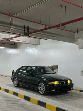 BMW E36 323i Boston Green Limited Edition  1997